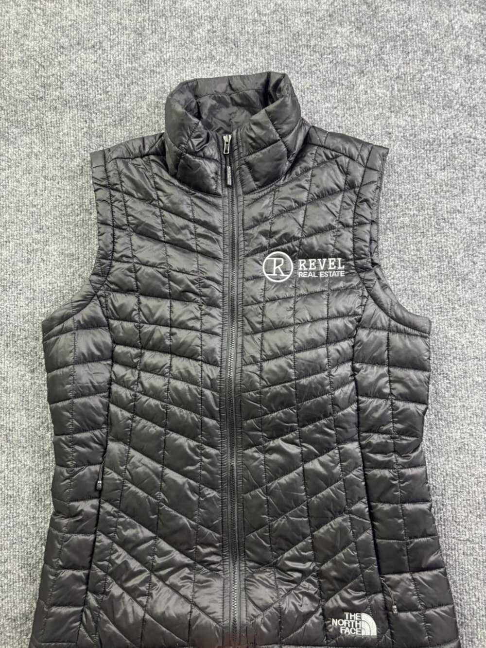 The North Face Vest Womens Small Black ThermoBall Eco Quilted Zip Pockets Logo